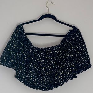 H&M Black Floral Crop Top